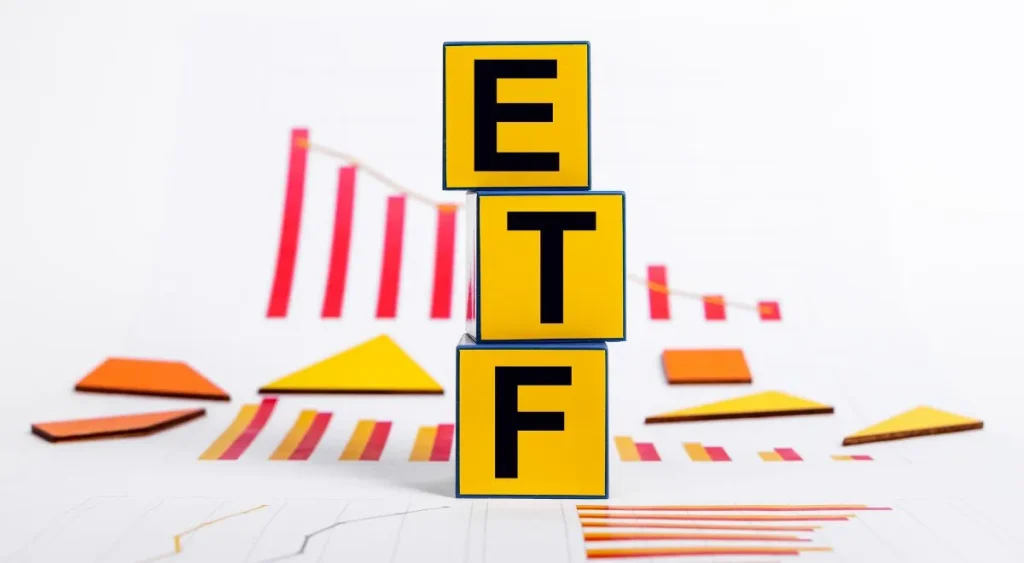 NFT ETF - image of 3 cubes with letter ETF